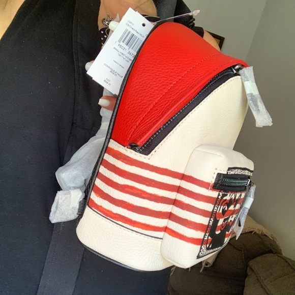 Authentic COACH Pebbled leather L.Edition Mickey Mouse small backpack/Crossbody - Picture 8 of 12